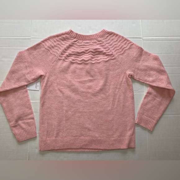 Croft & Barrow Women’s Medium Ripple Pointelle‎ Sweater - Picture 6 of 8